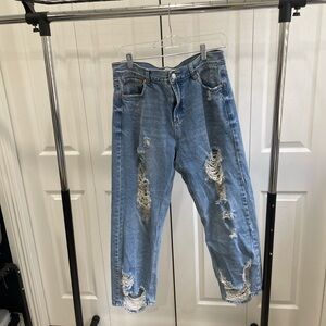 Signature 8 Distressed Jeans Size Large